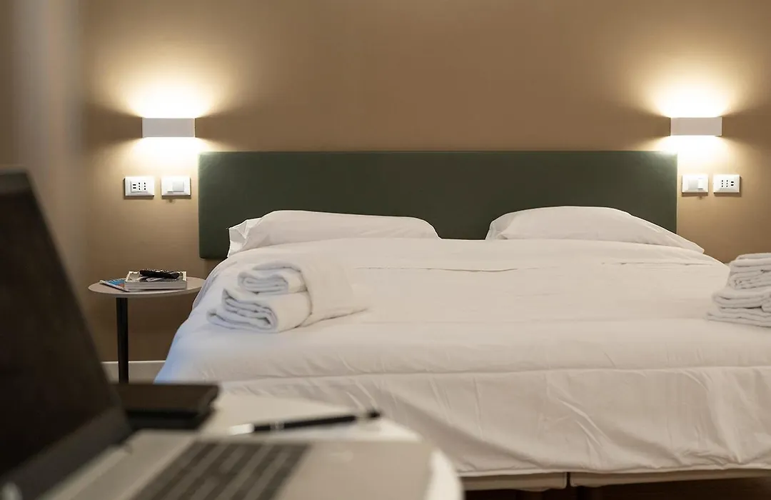 Astoria Comfort Rooms-1